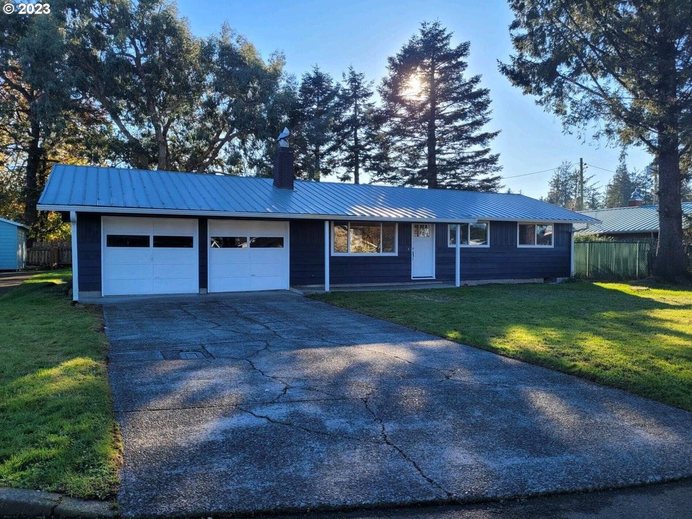4205 ELMWOOD ST, Tillamook, OR 97141
