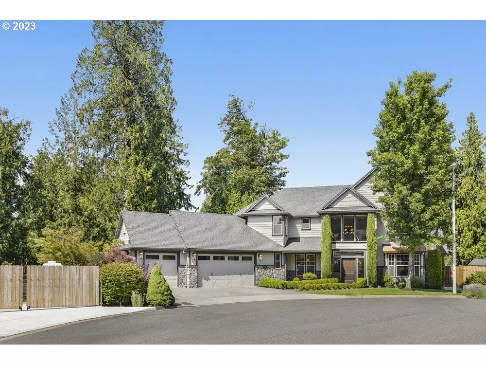 Milwaukie, OR 97222,5987 SE ROBHIL DR