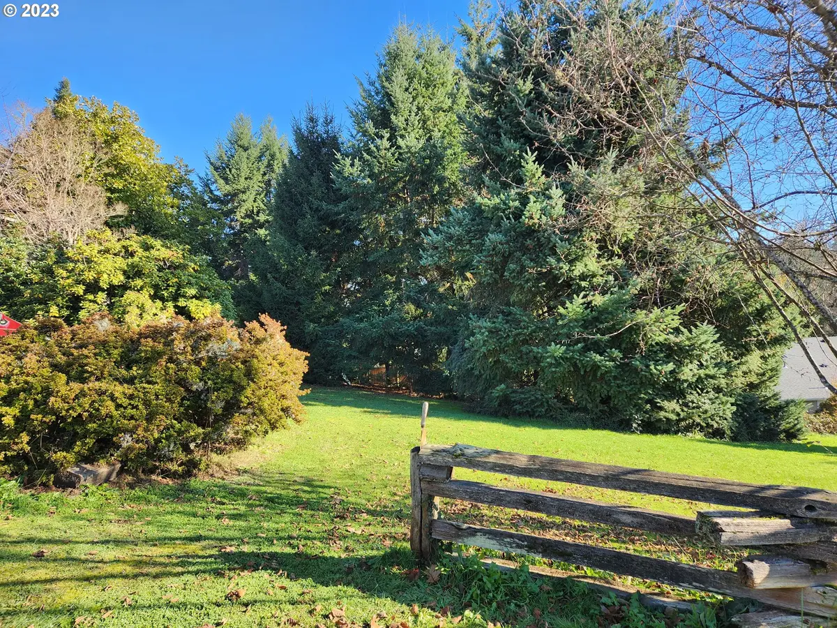 3333 Lambert, Eugene, OR 97405