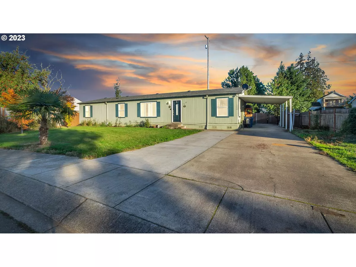 Gervais, OR 97026,1098 THORNBURY CT