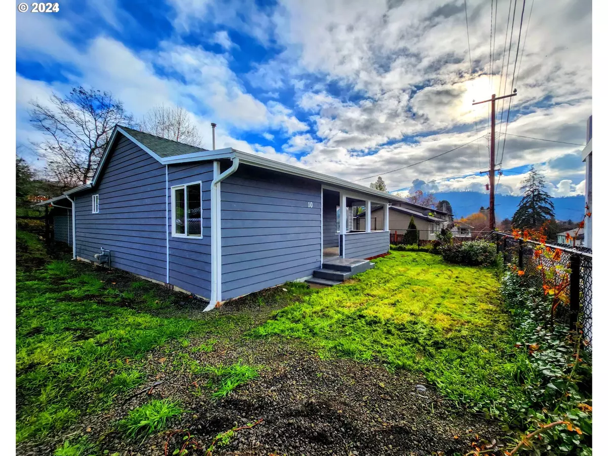 Winston, OR 97496,10 NE GREGORY DR