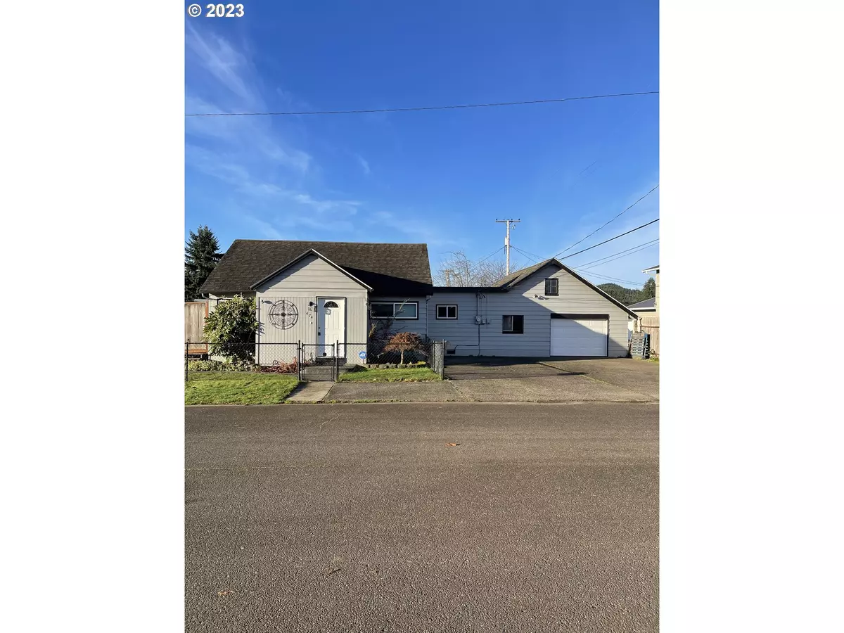 Reedsport, OR 97467,474 S 21ST ST