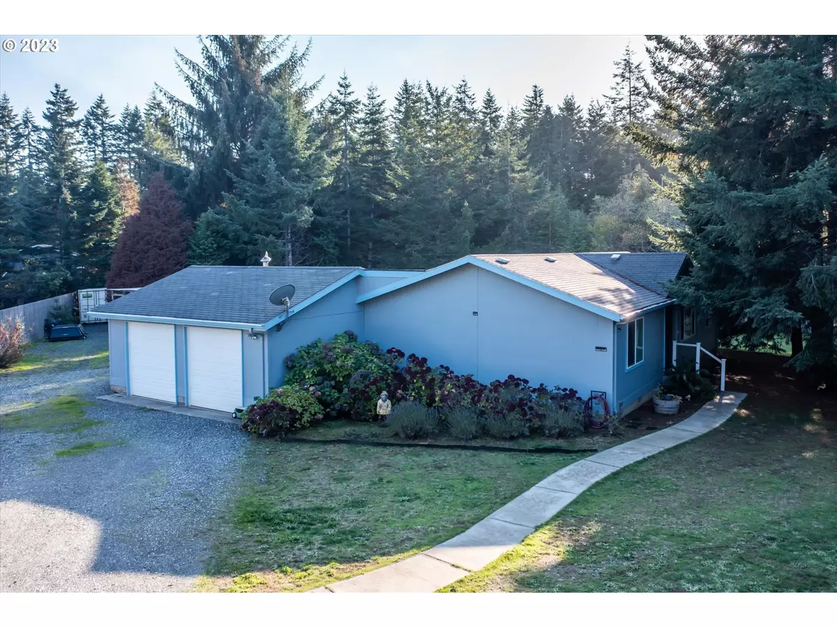 Bandon, OR 97411,87450 MCTIMMONS LN