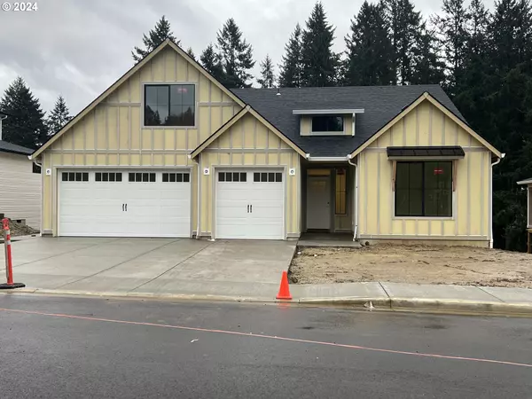 214 W 19TH ST,  La Center,  WA 98629