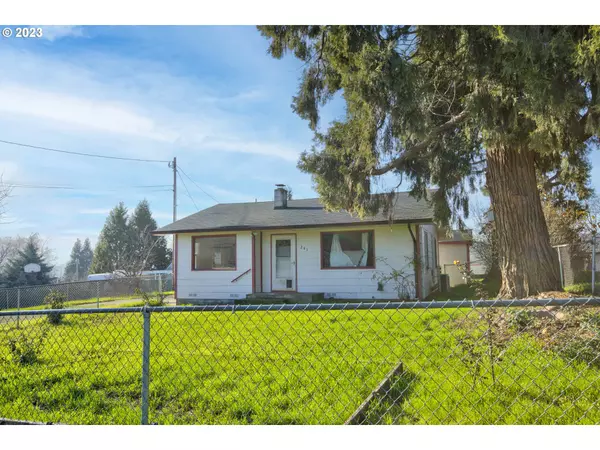 Winston, OR 97496,261 SE GRAPE AVE