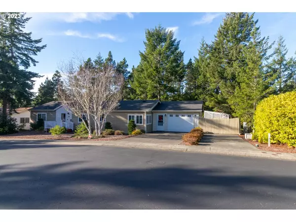 Florence, OR 97439,326 JONATHAN LN