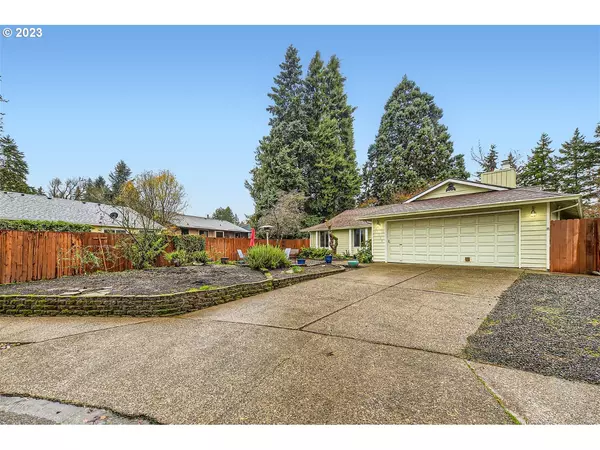 Tualatin, OR 97062,21699 SW CREEK CT