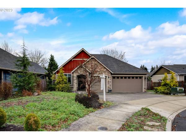 1694 N PLUM CT, Canby, OR 97013