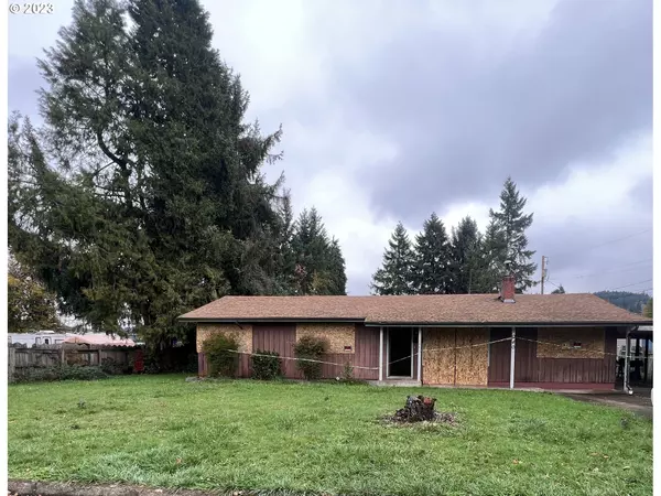 1040 S 8TH ST, Cottage Grove, OR 97424