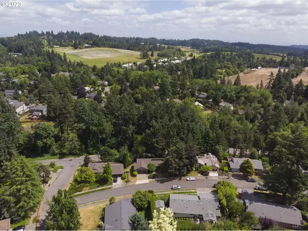 Lake Oswego, OR 97034,1481 GREENTREE CIR