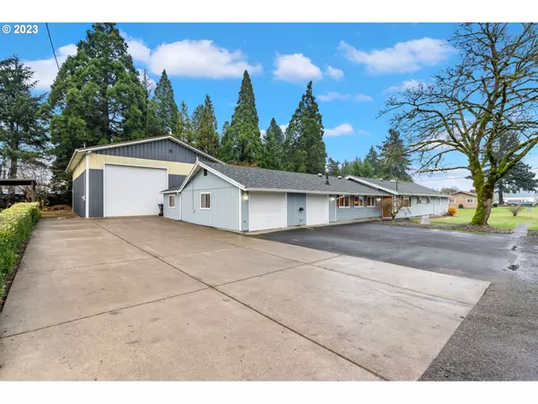 Cornelius, OR 97113,37085 NW FARMSIDE LN