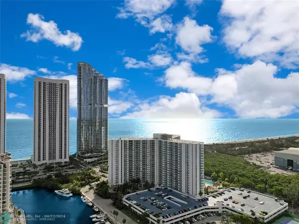 Sunny Isles Beach, FL 33160,100 Bayview Dr  #604