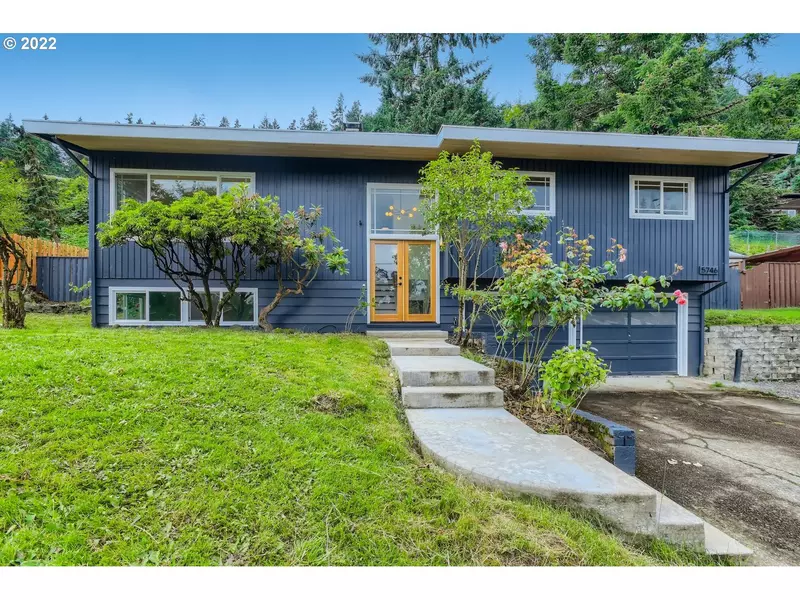 5746 K ST, West Linn, OR 97068