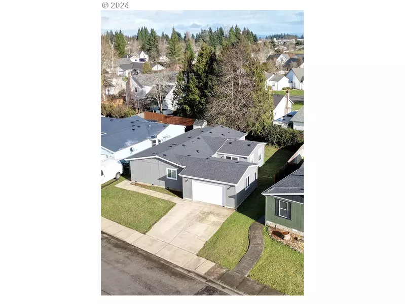 1254 COMSTOCK WAY, Woodburn, OR 97071