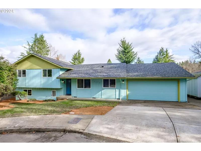 1117 SATARA CT NW, Salem, OR 97304