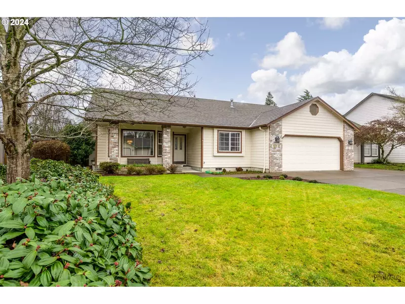 274 Chimney Rock LN, Eugene, OR 97404