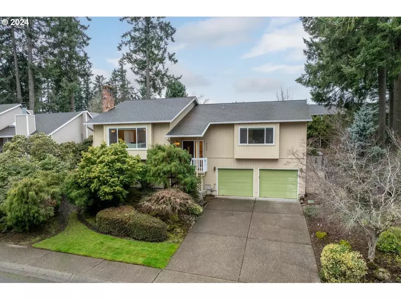 2925 ASCOT CIR, West Linn, OR 97068