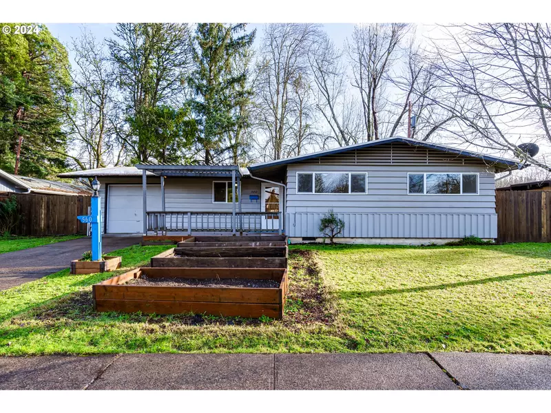 560 E 36TH AVE, Eugene, OR 97405