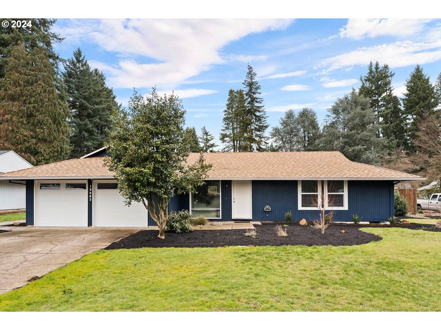 Lake Oswego, OR 97035,18667 SW BENFIELD AVE