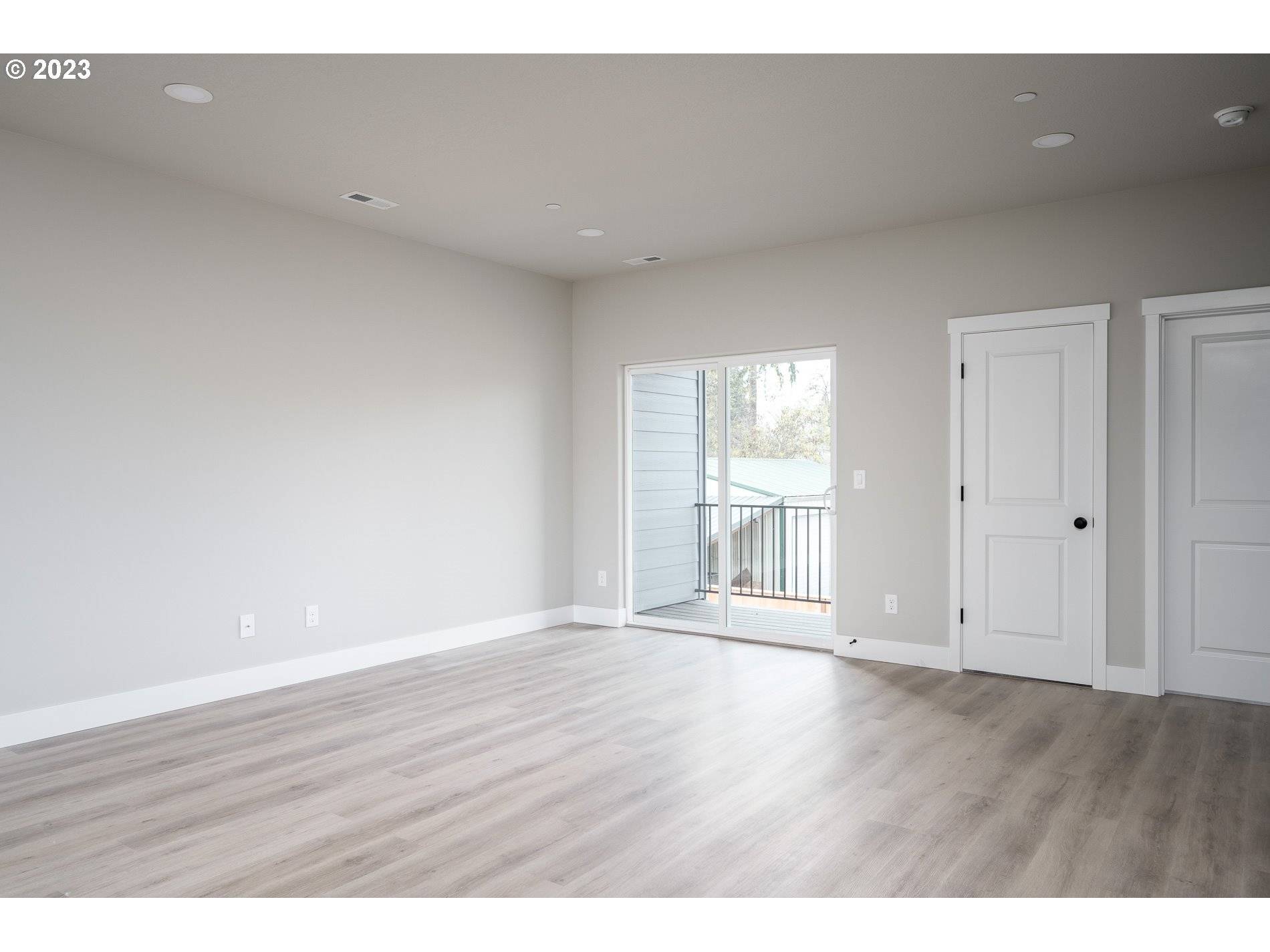 Portland, OR 97266,12084 SE Harold ST #7