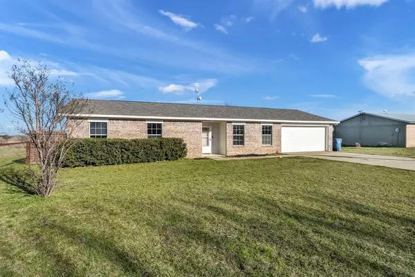 Weatherford, TX 76088,322 Green Acres