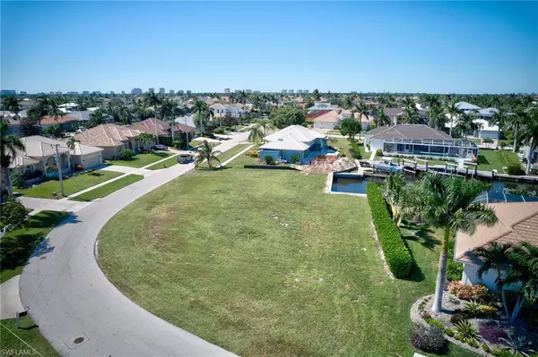 Marco Island, FL 34145,1844 Woodbine CT