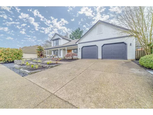 Eugene, OR 97401,1293 REGENCY DR