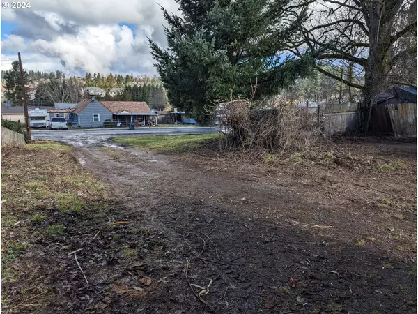 Washougal, WA 98671,3380 K ST