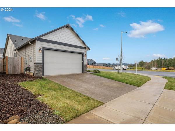 Estacada, OR 97023,812 NE TRILLIUM DR