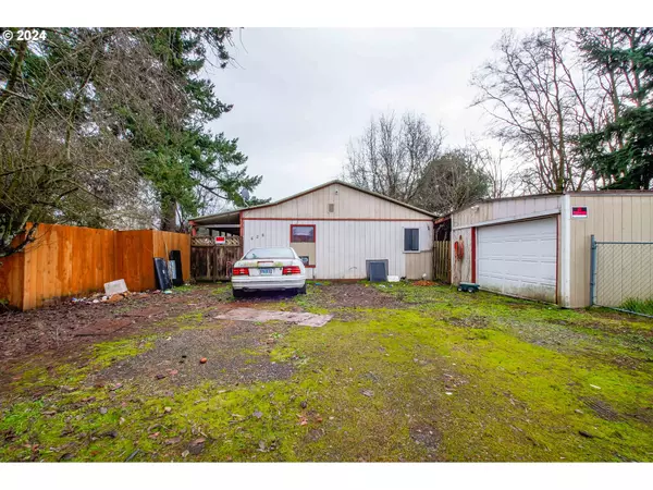 626 NE FALOMA RD, Portland, OR 97211