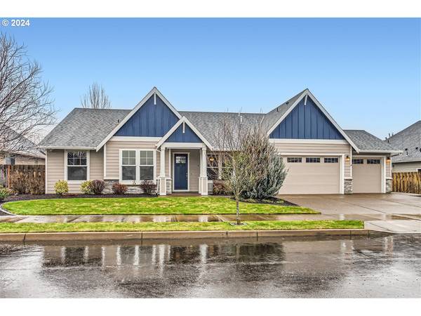 1624 N Plum CT, Canby, OR 97013