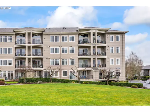 4832 NW PROMENADE TER #421, Portland, OR 97229