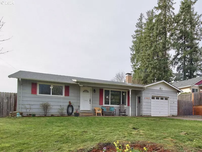 17585 BLUFF RD, Sandy, OR 97055