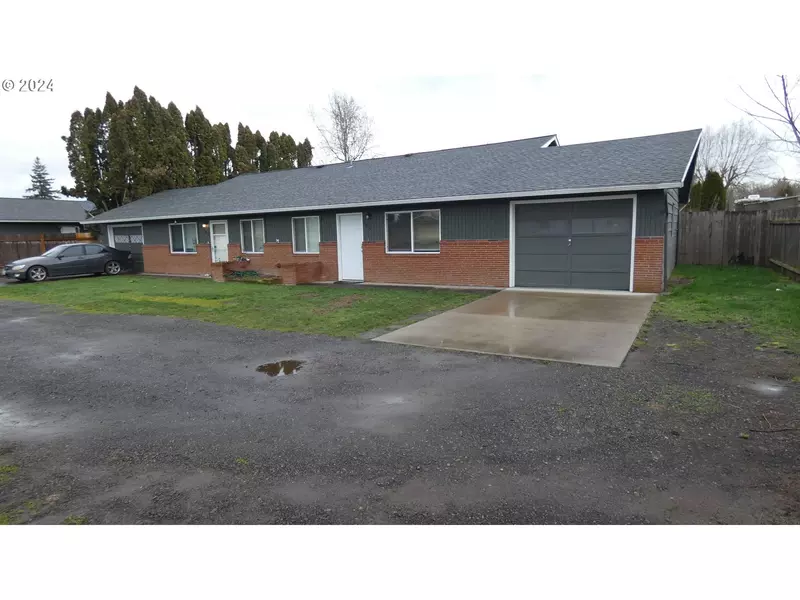 107 SE 4TH ST, Battle Ground, WA 98604