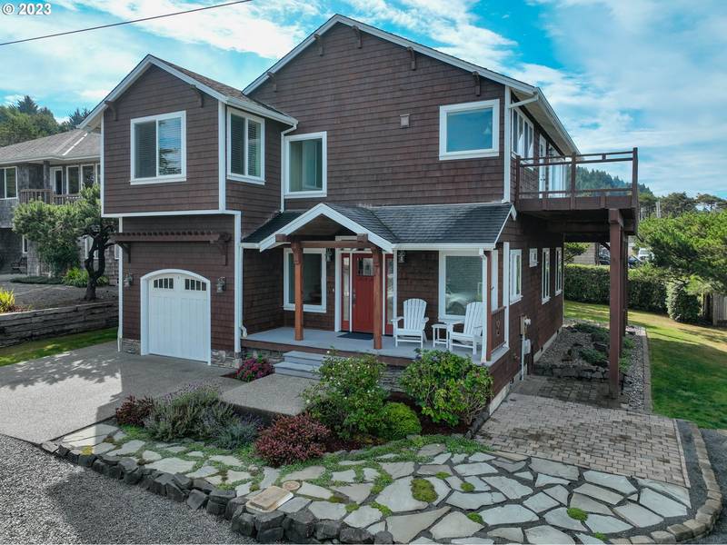 247 W SITKA ST, Cannon Beach, OR 97110