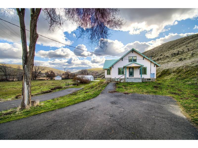 67771 HIGHWAY 19, Arlington, OR 97812