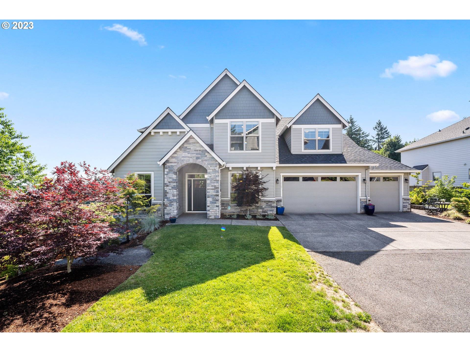 West Linn, OR 97068,2687 GLORIA DR