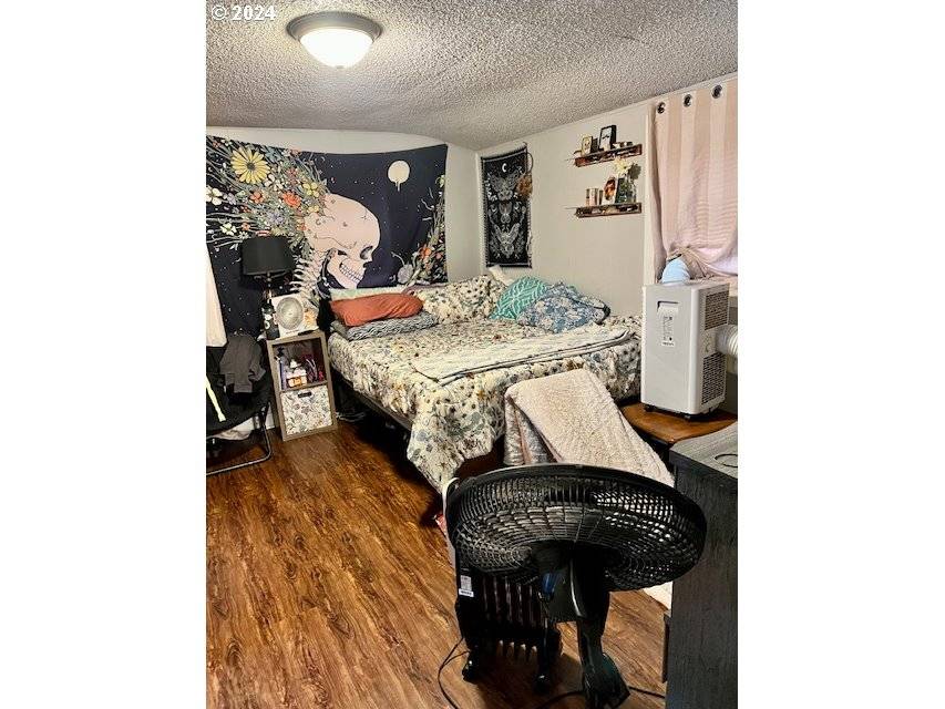 Roseburg, OR 97470,1734 NE Klamath AVE