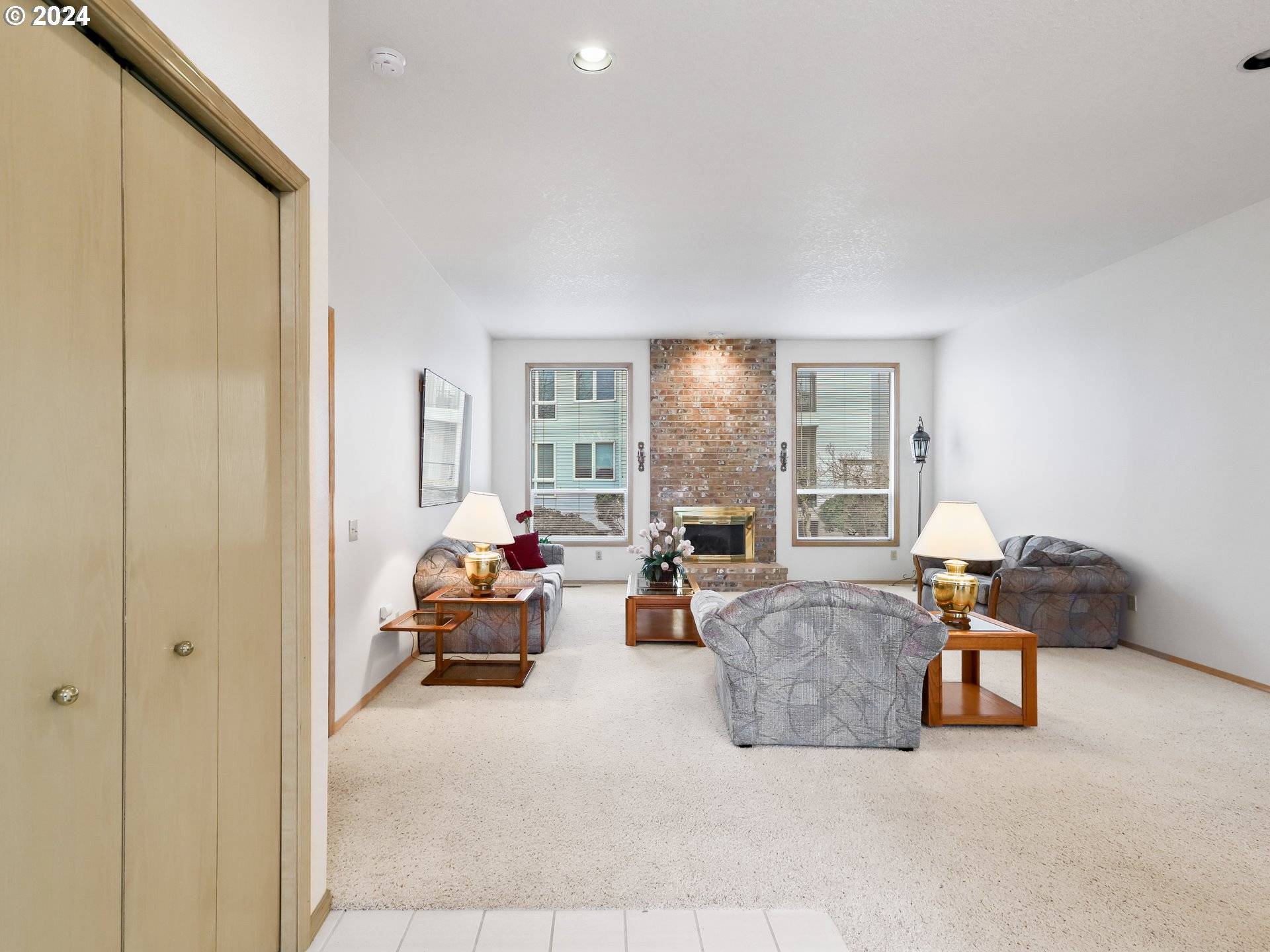 Portland, OR 97230,15633 NE Russell PL