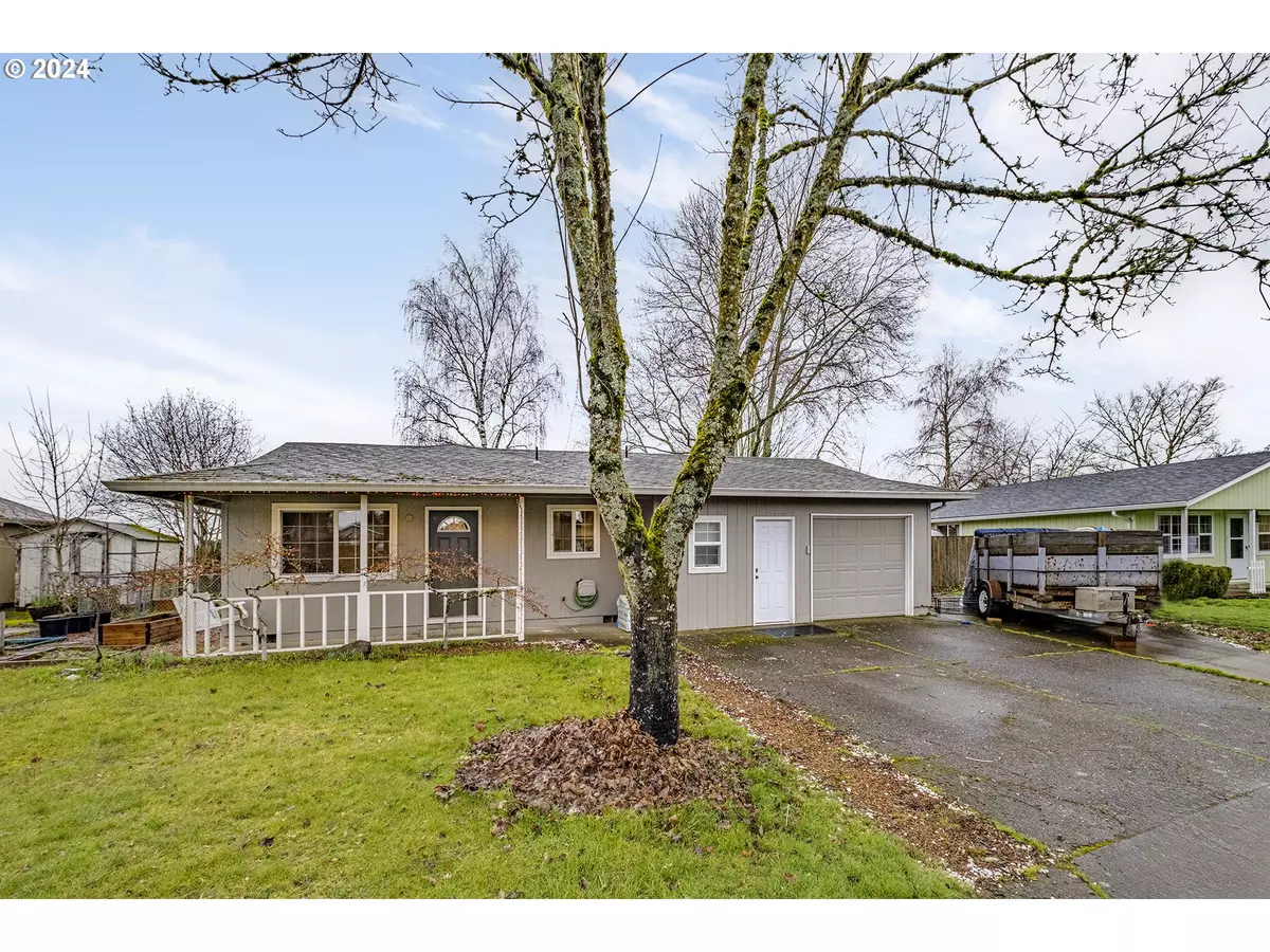 Mc Minnville, OR 97128,2543 NE CHALMERS WAY