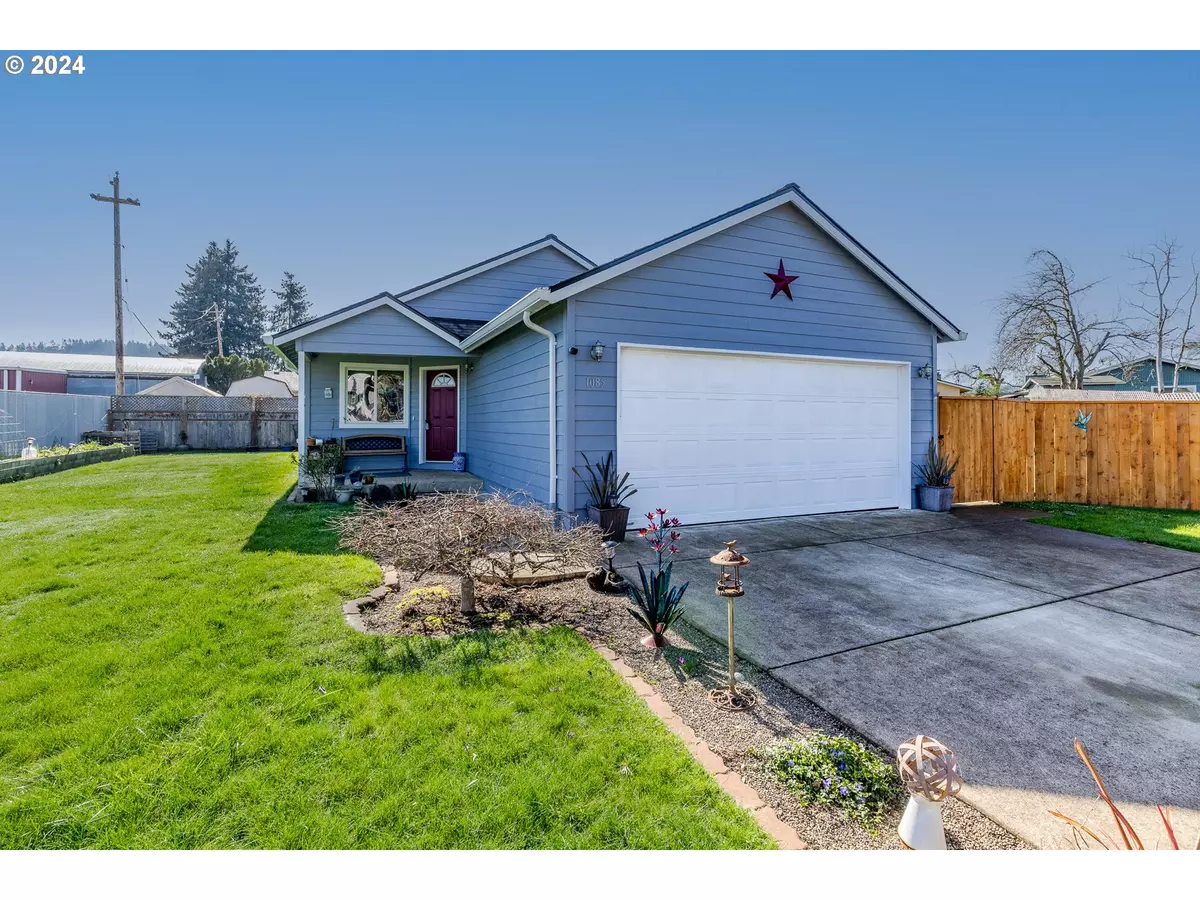 Creswell, OR 97426,1085 CEDAR CT