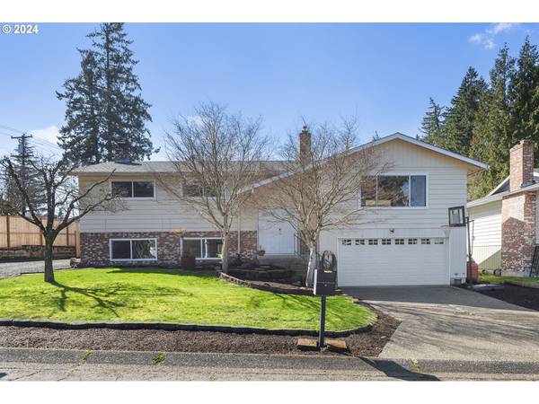 7475 CASON CIR, Gladstone, OR 97027