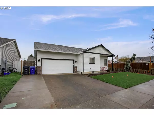 Molalla, OR 97038,720 MARY DR