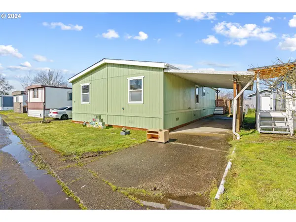 Eugene, OR 97402,1415 S BERTELSEN RD #121