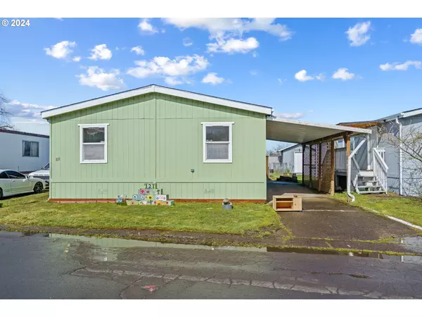 Eugene, OR 97402,1415 S BERTELSEN RD #121