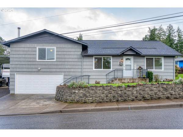 303 TRAIL ST, Gaston, OR 97119