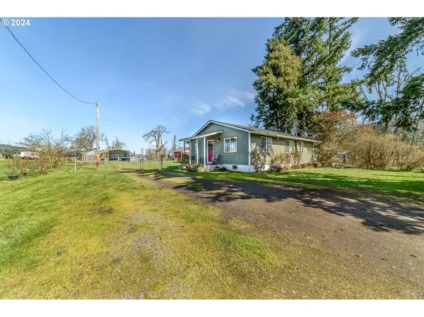 Creswell, OR 97426,33681 E RIVER DR