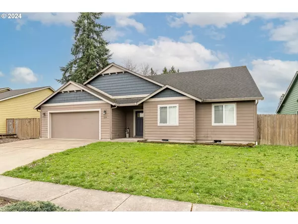 Kelso, WA 98626,214 WYATT DR