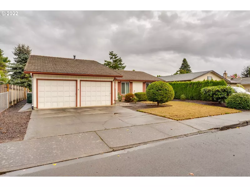 568 NE CITATION DR, Salem, OR 97301