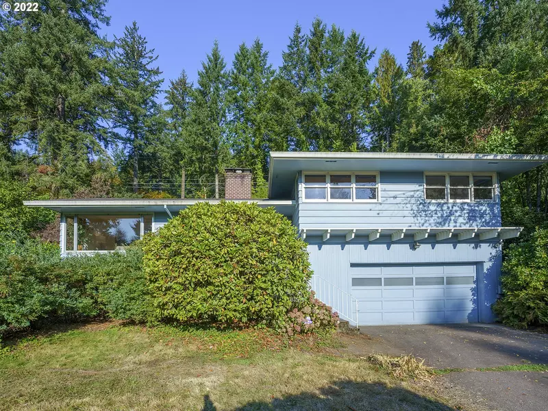 4637 SW FAIRHAVEN DR, Portland, OR 97221